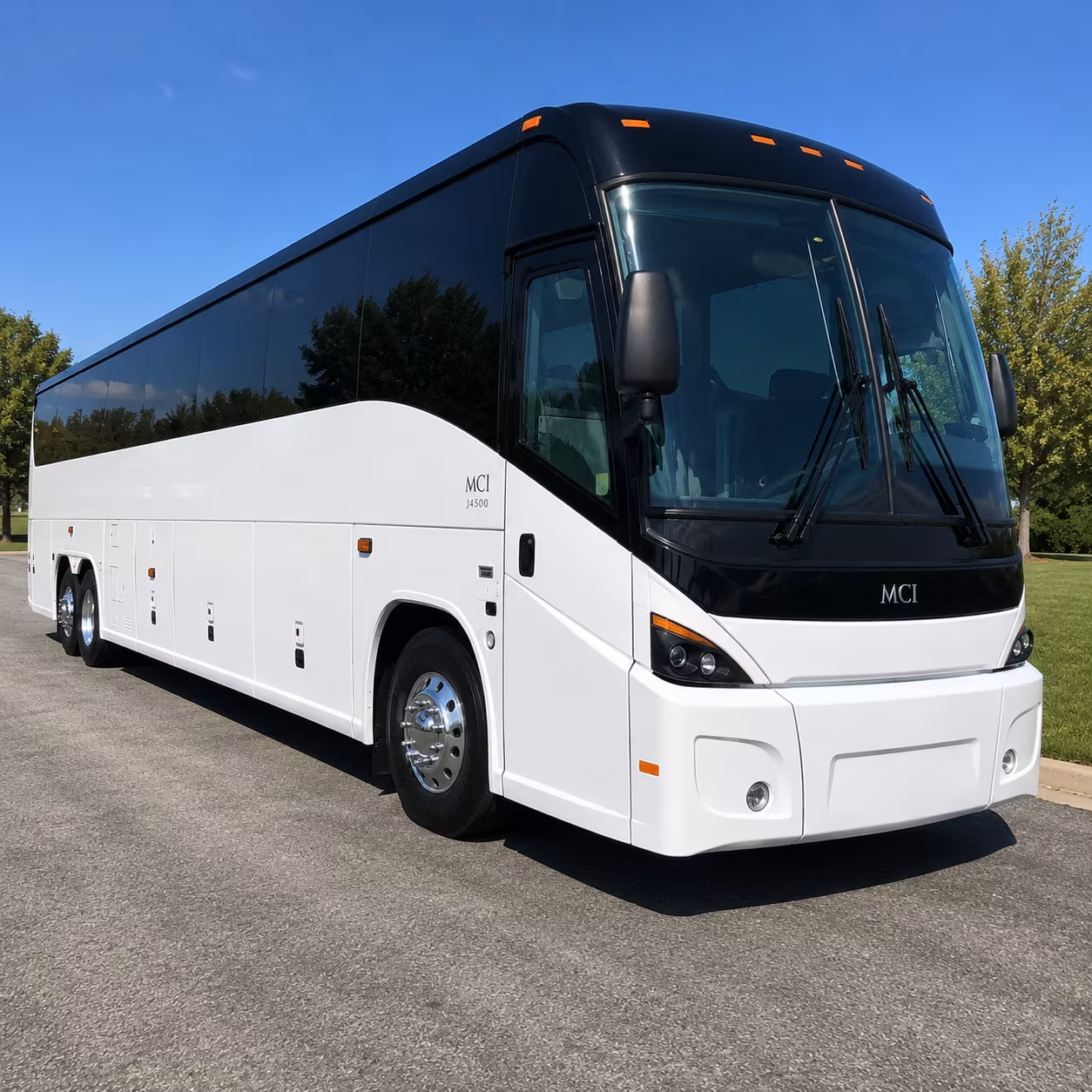 shuttle buses to and from waterloo regional airport alo