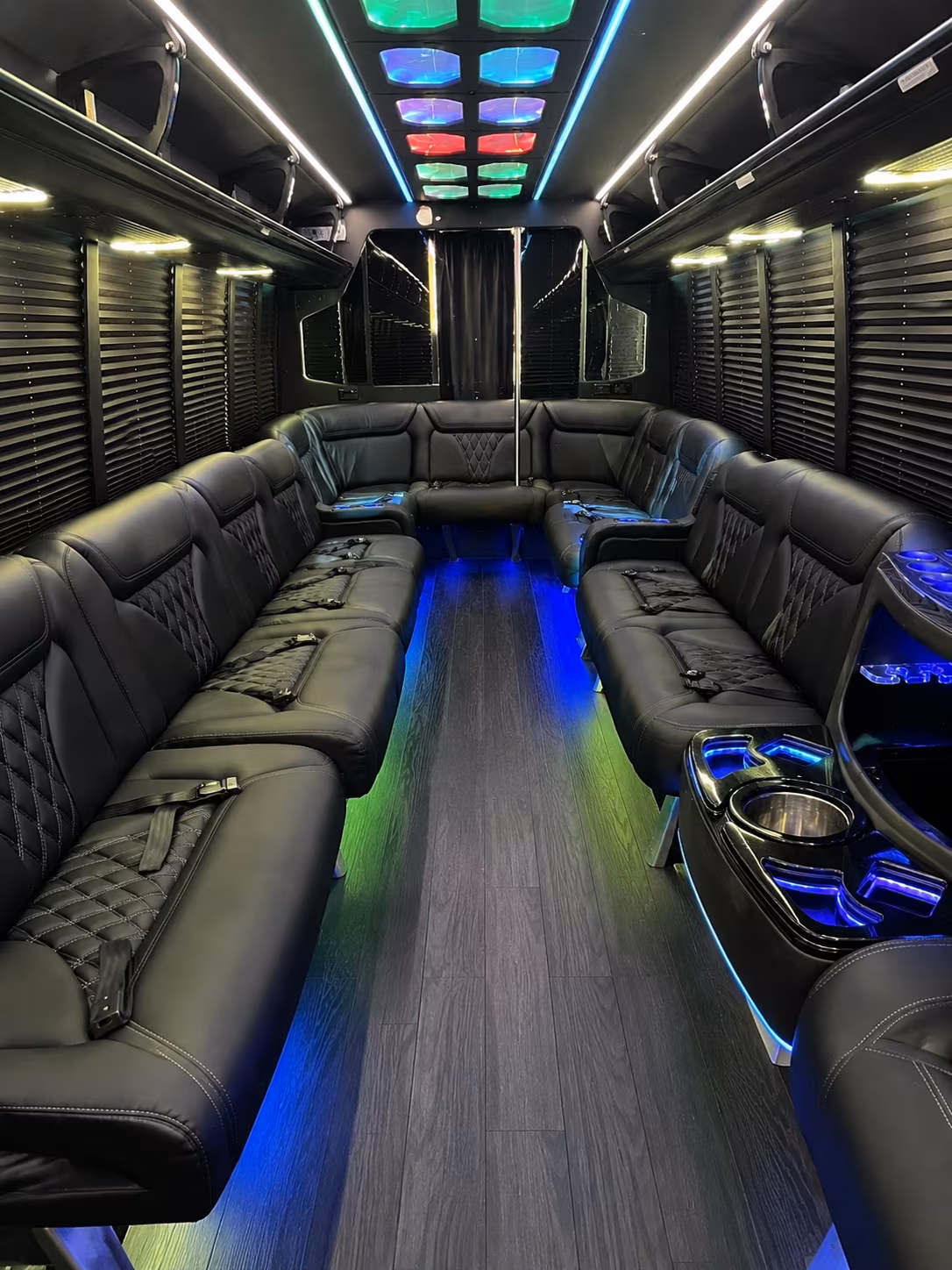 waterloo 20 passenger party bus interior